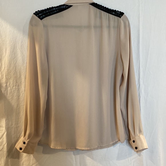 ✨ Forever 21 Top - Picture 2 of 6